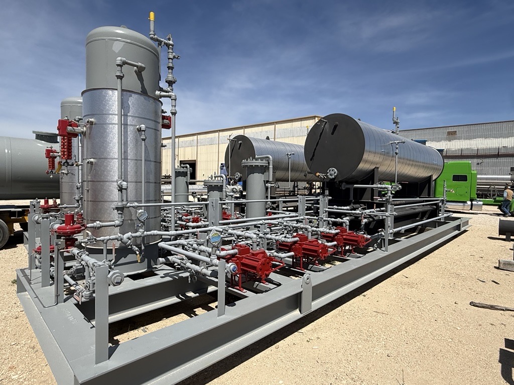 Contactor tower and regeneration skid