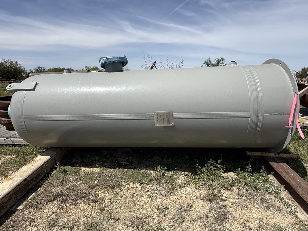 Refurbished horizontal separator
